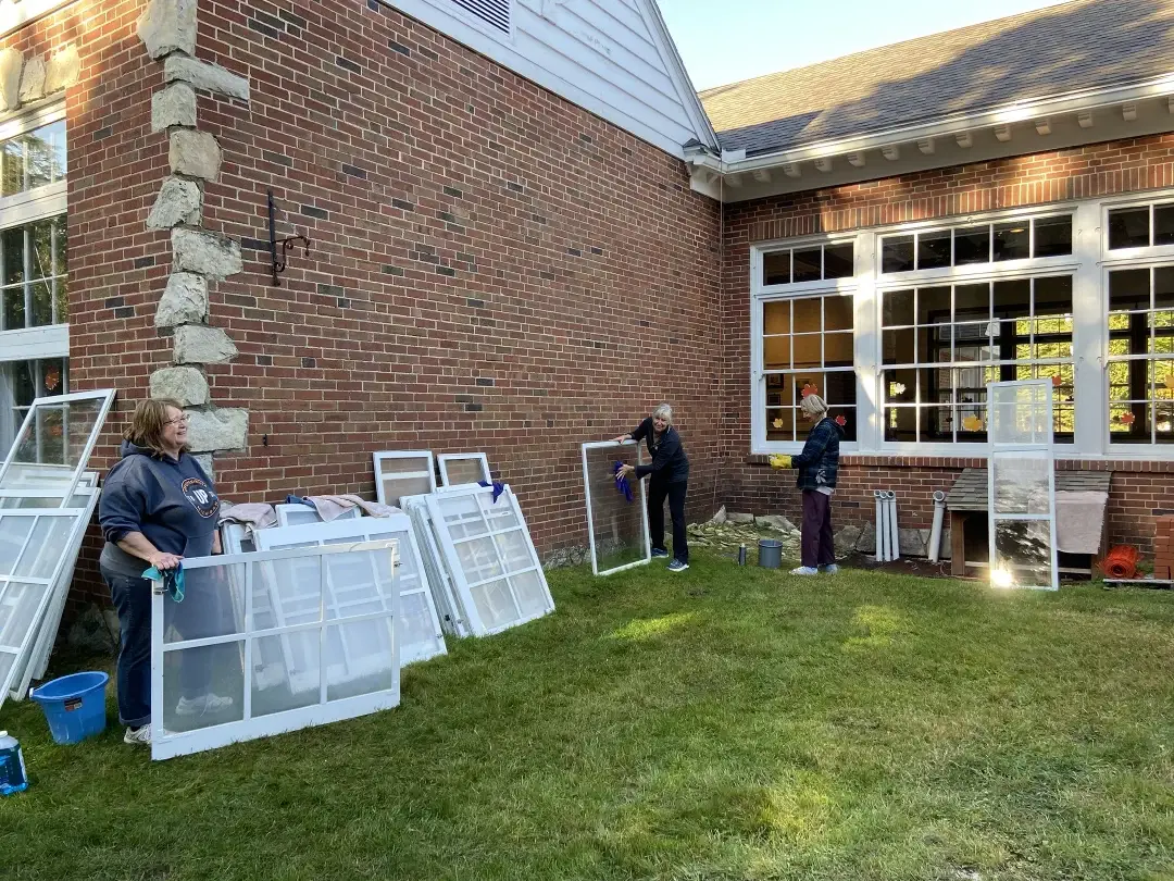 Volunteer Hessel School House